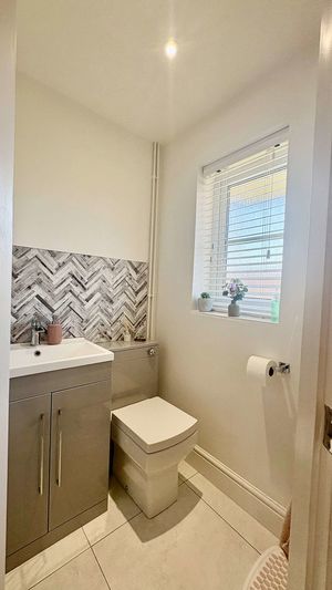 Photo 21- click for photo gallery